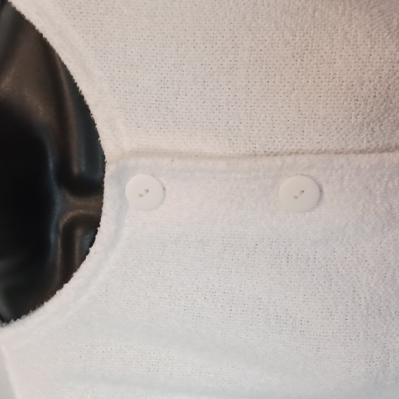 Vtg Richard & Comp Beautiful Pearl Beaded Short Sleeve Jacket, white, terrycloth - Picture 4 of 7